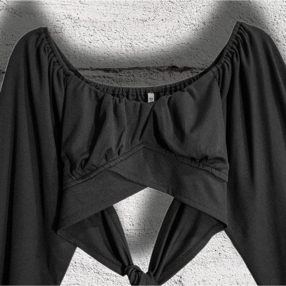 Bluebell Bishop Sleeved Peasant Style Neck Tie Back Ribbed Black Crop sz M - Picture 3 of 4